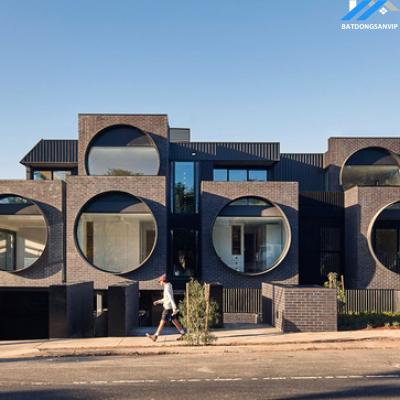 Khu chung cư độc đáo với các cửa sổ tròn khổng lồ ở Úc