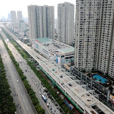 Nghịch lý thị trường BĐS TP.HCM: Giao dịch giảm, giá vẫn tăng